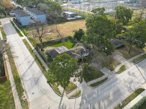 1614 Wycliffe Drive, Houston TX 77043