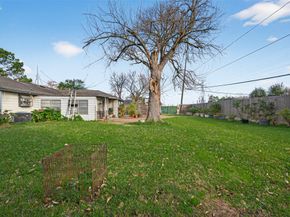 1614 Wycliffe Drive, Houston TX 77043