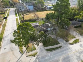 1614 Wycliffe Drive, Houston TX 77043