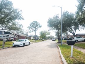 7206 La Granada Drive, Houston TX 77083