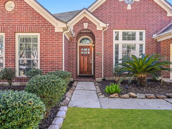 3118 Red Maple Drive, Friendswood TX 77546