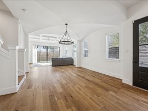 805 Fisher Street A, Houston TX 77018