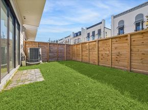 805 Fisher Street A, Houston TX 77018