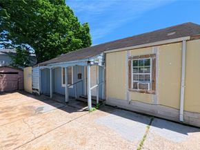 8215 Woodward Street, Houston TX 77051