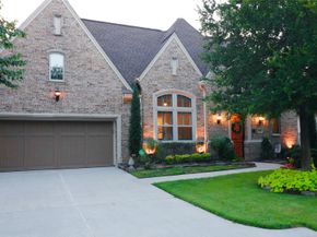 51 Woodglade Way, Tomball TX 77375
