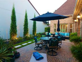 51 Woodglade Way, Tomball TX 77375