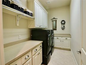 51 Woodglade Way, Tomball TX 77375
