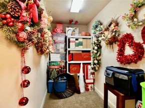 51 Woodglade Way, Tomball TX 77375