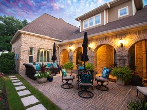 51 Woodglade Way, Tomball TX 77375