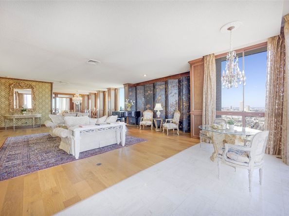 2016 Main Street PH 6, Houston TX 77002