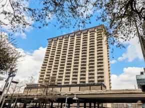 2016 Main Street PH 6, Houston TX 77002