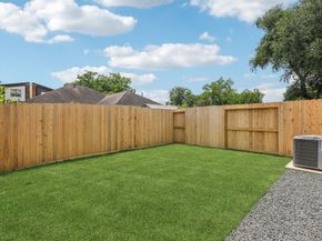 3722 Nathaniel Brown Street, Houston TX 77021