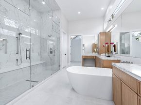 408 W 30th Street, Houston TX 77018