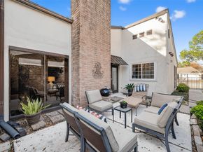 11939 Brook Meadows Lane, Stafford TX 77477