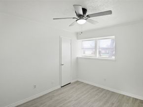 13811 Crosshaven Drive, Houston TX 77015