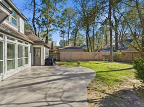 134 Quiet Oak Circle, The Woodlands TX 77381