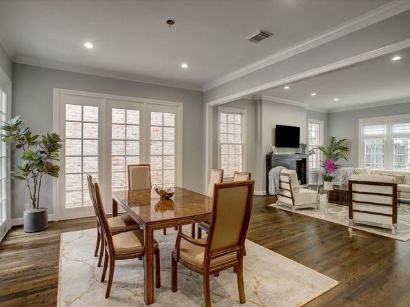 2308 Briarglen Drive, Houston TX 77027