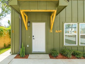 7126 Bywood C AND D Street