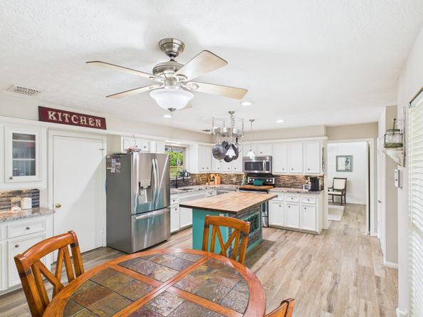 1310 Golden Bear Lane, Kingwood TX 77339