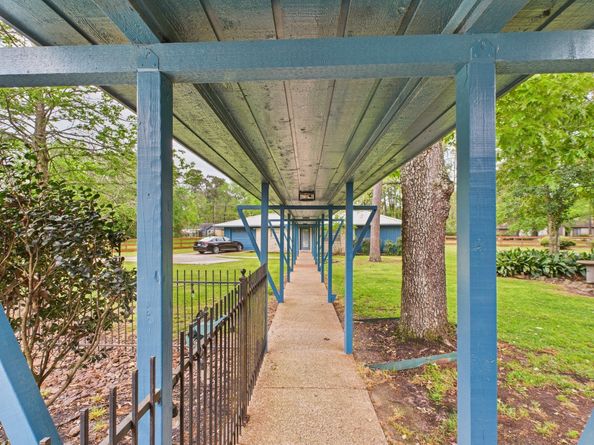 1310 Golden Bear Lane, Kingwood TX 77339