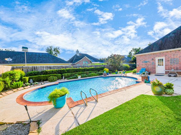 2114 Thompson Crossing Drive, Richmond TX 77406