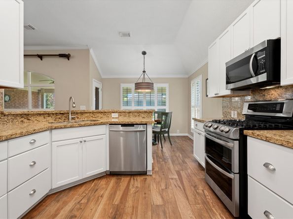 11711 Canyon Drop Drive, Tomball TX 77377