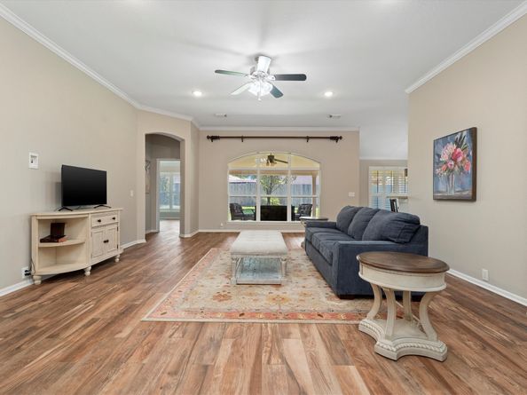 11711 Canyon Drop Drive, Tomball TX 77377