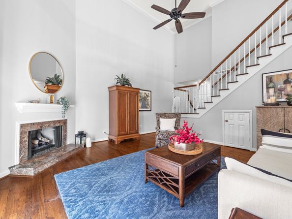 2113 Potomac Drive D, Houston TX 77057