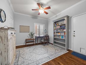 2113 Potomac Drive D, Houston TX 77057