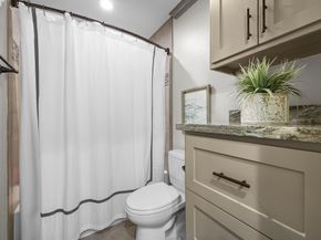 2113 Potomac Drive D, Houston TX 77057