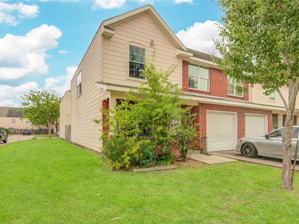 12409 Urban Dale Court, Houston TX 77082
