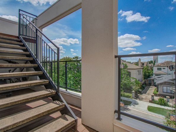 2011 Woodhead Street, Houston TX 77019