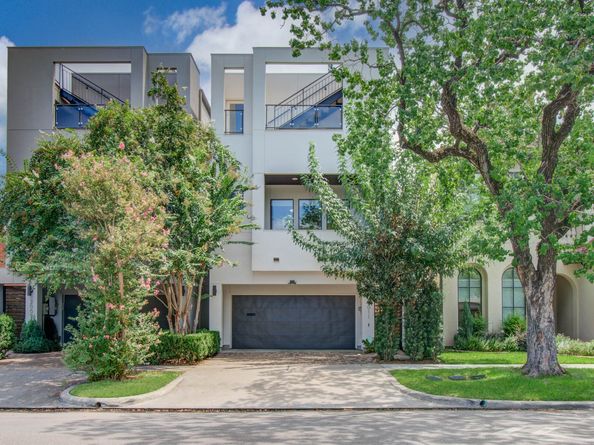 2011 Woodhead Street, Houston TX 77019