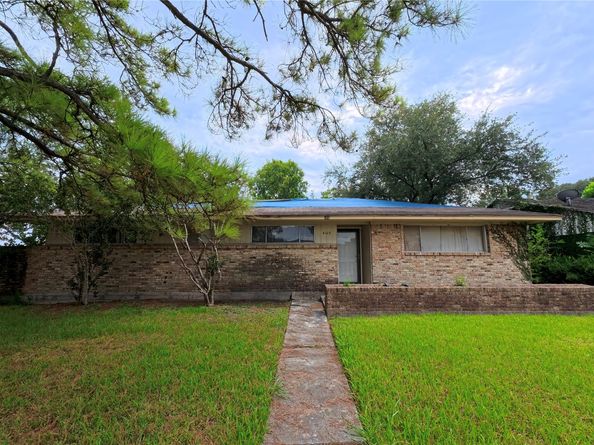 4103 Goulburn Drive, Houston TX 77045