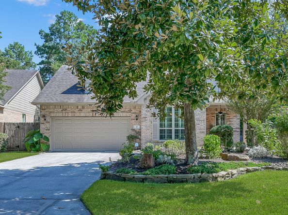 35 E Bellmeade Place, The Woodlands TX 77382