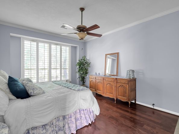 35 E Bellmeade Place, The Woodlands TX 77382