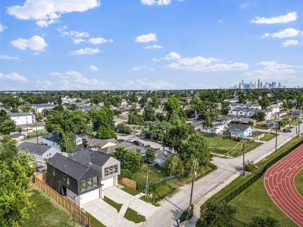 4108 Cortlandt Street, Houston TX 77018