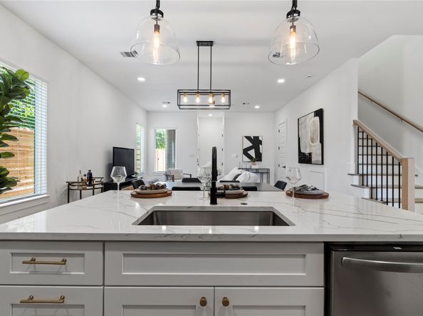 4108 Cortlandt Street, Houston TX 77018