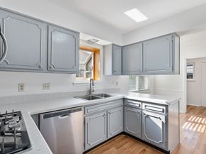 8918 Langdon Lane, Houston TX 77036