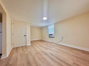27 Norwood Street, Houston TX 77011