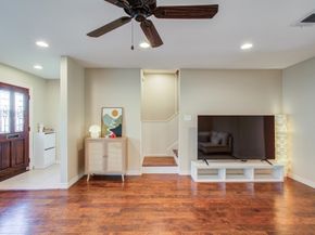 12646 Huntingwick Drive 127, Houston TX 77024