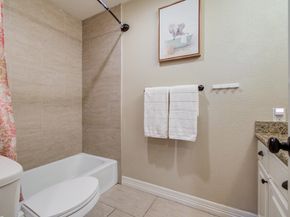 12646 Huntingwick Drive 127, Houston TX 77024