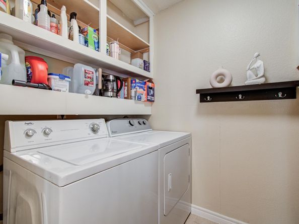 12646 Huntingwick Drive 127, Houston TX 77024