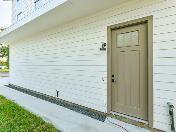 164 Wallace Street, Houston TX 77022