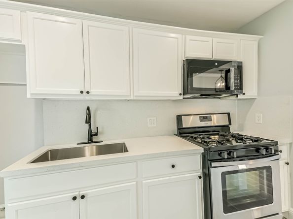8711 Othello Street, Houston TX 77029