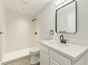 8711 Othello Street, Houston TX 77029