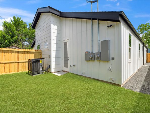 4110 Dreyfus Street, Houston TX 77021