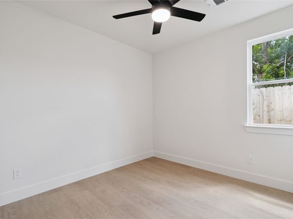 4110 Dreyfus Street, Houston TX 77021