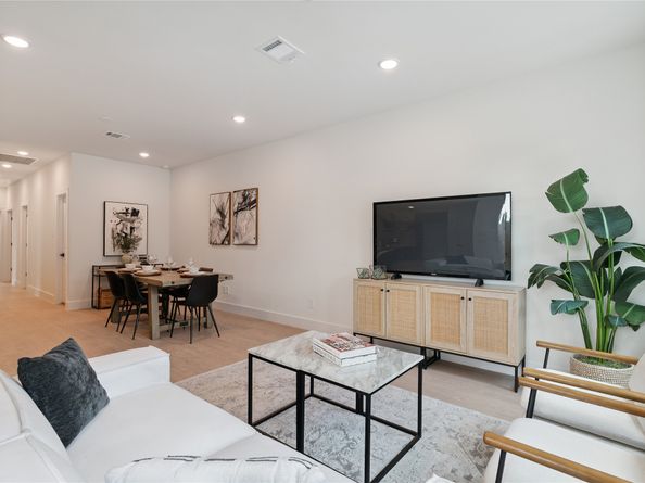 4110 Dreyfus Street, Houston TX 77021