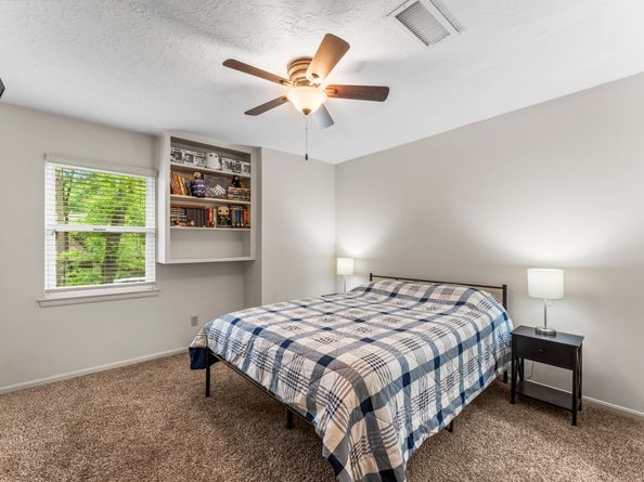 11904 N Blackjack Oak Circle, The Woodlands TX 77380